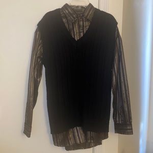 Black & gold vest under shirt. Large Men.